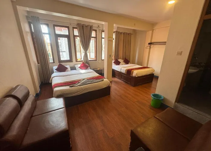 Silver Jubilee Hotel 2*